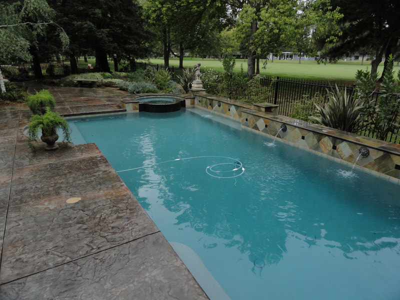 Classic pool lawn
